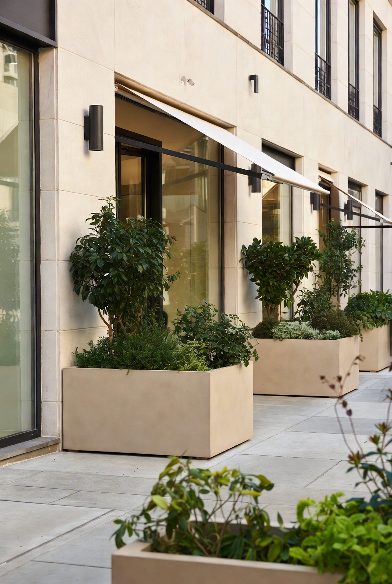 Fiber Saksıların Modern Projelerde Sağladığı Avantajlar