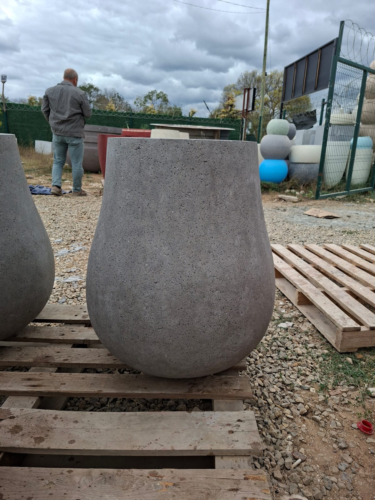 Beton Saksılar Nasıl Sabitlenmeli Ve Güvenli Kullanım Nasıl Sağlanır